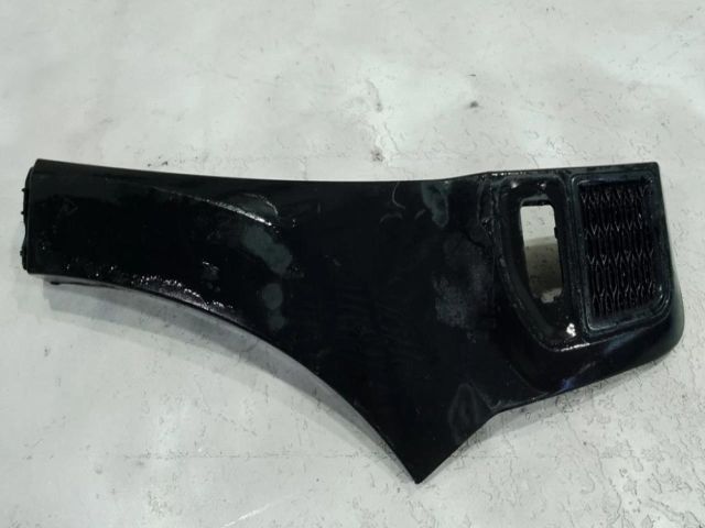 bontott DACIA DUSTER Jobb első Sárvédő Díszléc