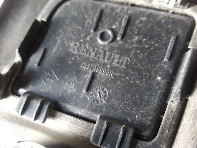 bontott DACIA DUSTER Jobb első Sárvédő Irányjelző