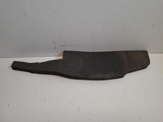 bontott DACIA DUSTER Jobb első Sárvédő Zajszigetelés