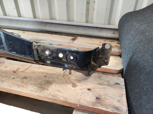 bontott DACIA DUSTER Jobb első Sárvédő