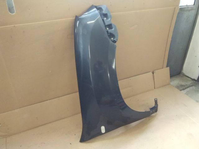 bontott DACIA DUSTER Jobb első Sárvédő