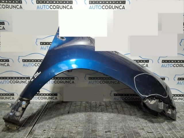 bontott DACIA DUSTER Jobb első Sárvédő
