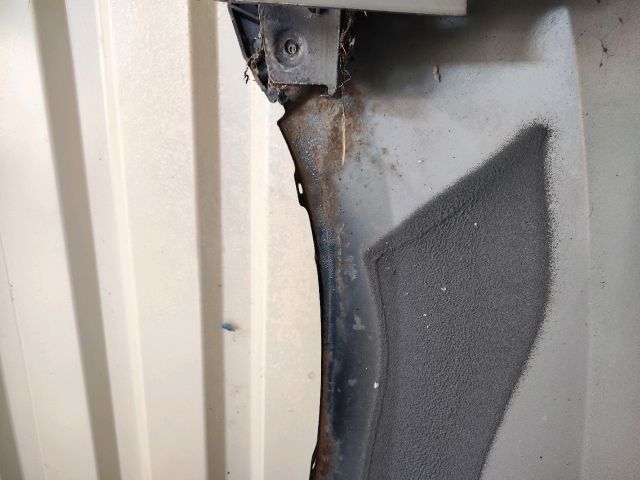 bontott DACIA DUSTER Jobb első Sárvédő