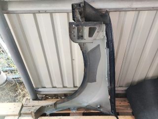 bontott DACIA DUSTER Jobb első Sárvédő