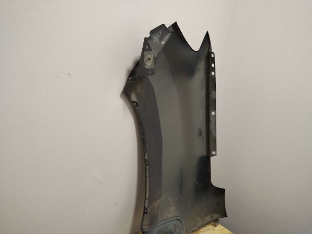 bontott DACIA DUSTER Jobb első Sárvédő