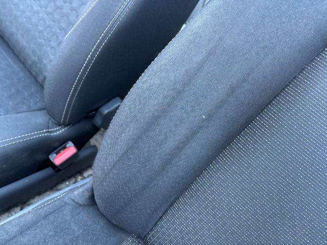 bontott DACIA DUSTER Jobb első Ülés