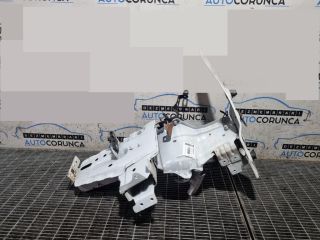 bontott DACIA DUSTER Jobb első Ütközéscsillapító