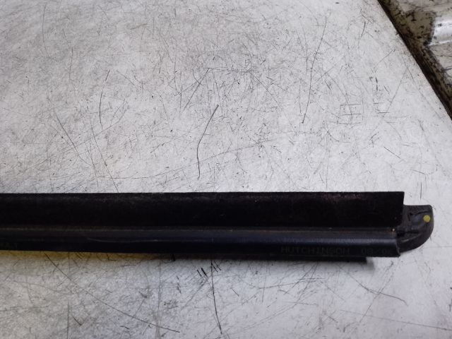 bontott DACIA DUSTER Jobb első Vízlehúzó Gumicsík