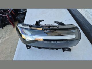 bontott DACIA DUSTER Jobb Fényszóró