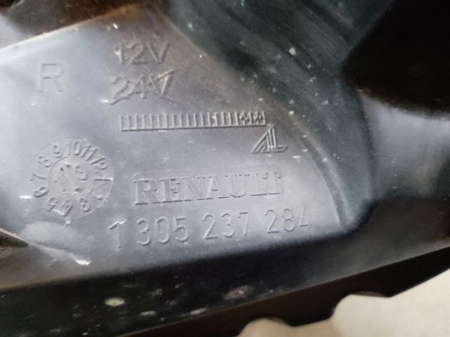 bontott DACIA DUSTER Jobb Fényszóró