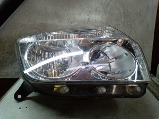 bontott DACIA DUSTER Jobb Fényszóró