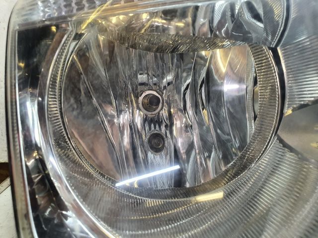 bontott DACIA DUSTER Jobb Fényszóró