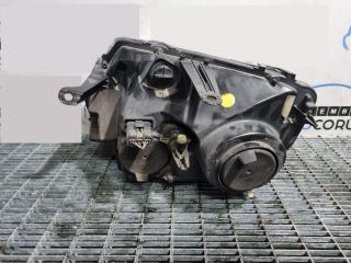 bontott DACIA DUSTER Jobb Fényszóró