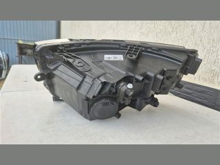 bontott DACIA DUSTER Jobb Fényszóró