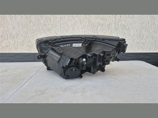 bontott DACIA DUSTER Jobb Fényszóró