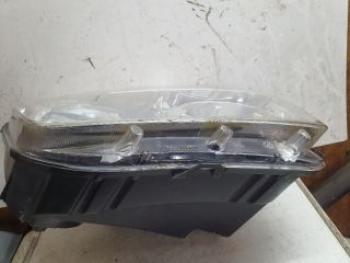 bontott DACIA DUSTER Jobb Fényszóró