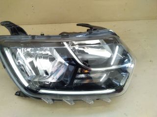 bontott DACIA DUSTER Jobb Fényszóró