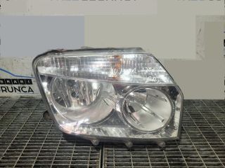 bontott DACIA DUSTER Jobb Fényszóró