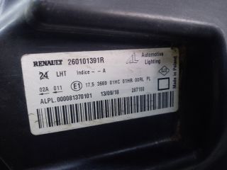 bontott DACIA DUSTER Jobb Fényszóró