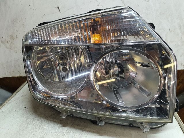 bontott DACIA DUSTER Jobb Fényszóró