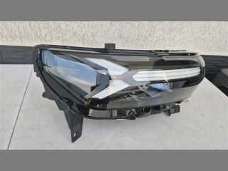 bontott DACIA DUSTER Jobb Fényszóró