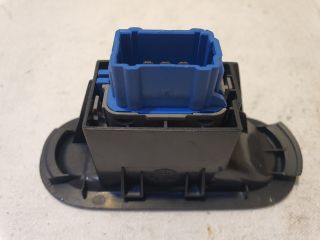 bontott DACIA DUSTER Jobb hátsó Ablakemelő Kapcsoló