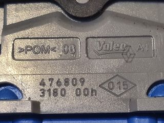 bontott DACIA DUSTER Jobb hátsó Ablakemelő Kapcsoló