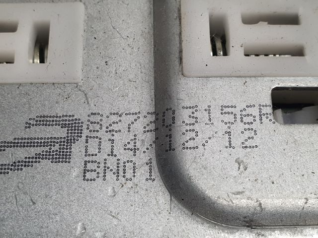 bontott DACIA DUSTER Jobb hátsó Ablakemelő Szerkezet (Elektromos)