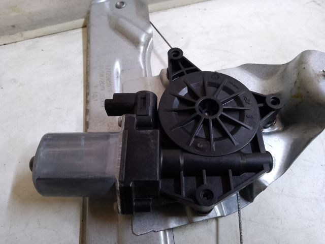 bontott DACIA DUSTER Jobb hátsó Ablakemelő Szerkezet (Elektromos)