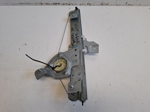 bontott DACIA DUSTER Jobb hátsó Ablakemelő Szerkezet (Elektromos)