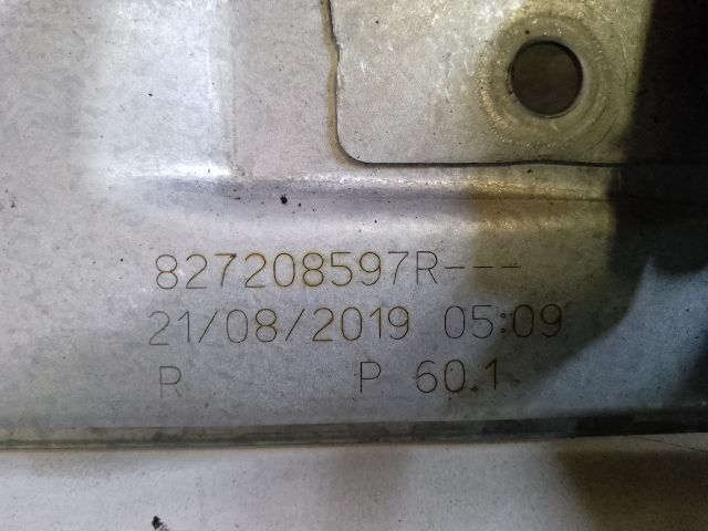 bontott DACIA DUSTER Jobb hátsó Ablakemelő Szerkezet (Elektromos)