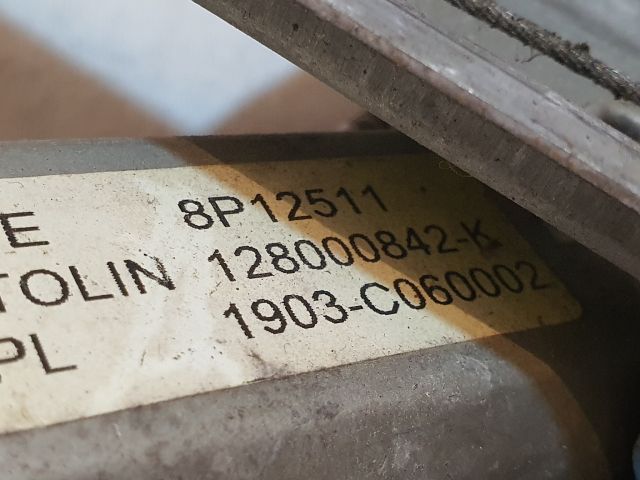 bontott DACIA DUSTER Jobb hátsó Ablakemelő Szerkezet (Elektromos)