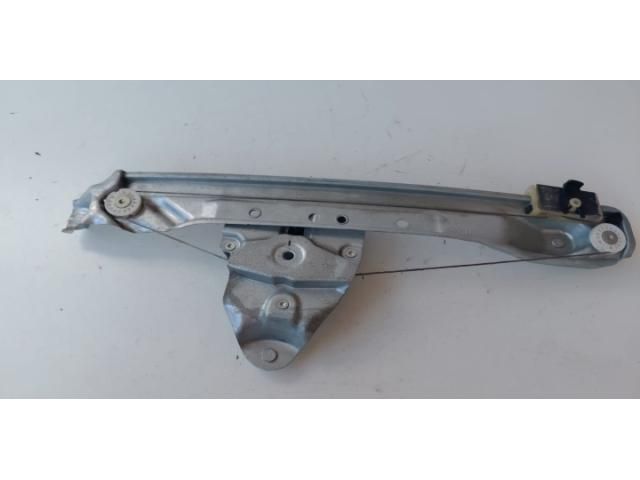 bontott DACIA DUSTER Jobb hátsó Ablakemelő Szerkezet (Elektromos)