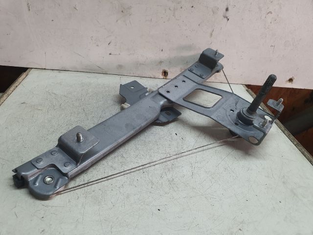 bontott DACIA DUSTER Jobb hátsó Ablakemelő Szerkezet (Mechanikus)