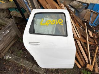 bontott DACIA DUSTER Jobb hátsó Ajtó (Részeivel)