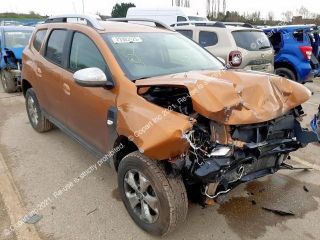 bontott DACIA DUSTER Jobb hátsó Ajtó (Üres lemez)