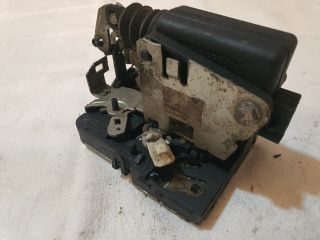 bontott DACIA DUSTER Jobb hátsó Ajtózár