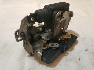 bontott DACIA DUSTER Jobb hátsó Ajtózár