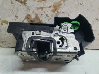 bontott DACIA DUSTER Jobb hátsó Ajtózár