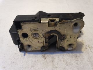 bontott DACIA DUSTER Jobb hátsó Ajtózár