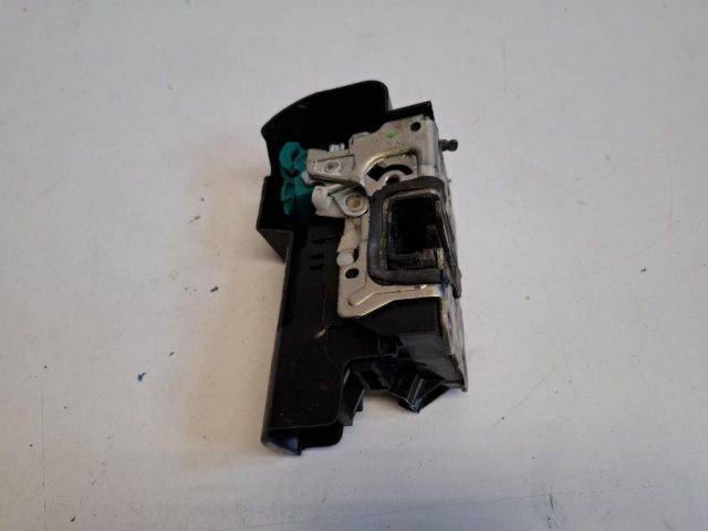 bontott DACIA DUSTER Jobb hátsó Ajtózár