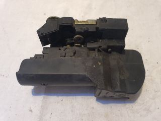 bontott DACIA DUSTER Jobb hátsó Ajtózár