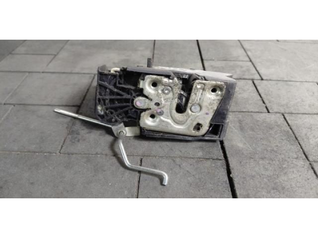 bontott DACIA DUSTER Jobb hátsó Ajtózár