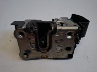 bontott DACIA DUSTER Jobb hátsó Ajtózár