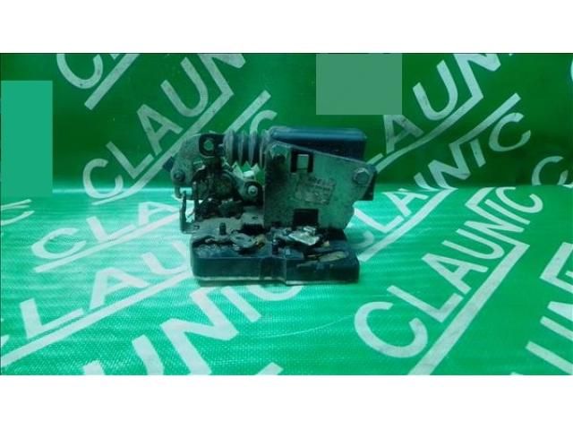 bontott DACIA DUSTER Jobb hátsó Ajtózár