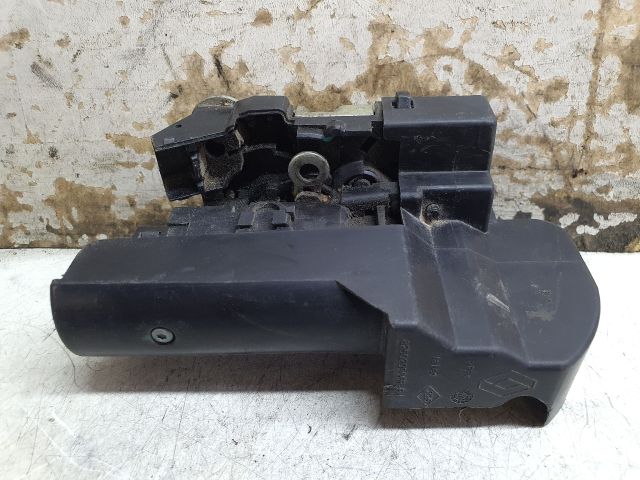 bontott DACIA DUSTER Jobb hátsó Ajtózár