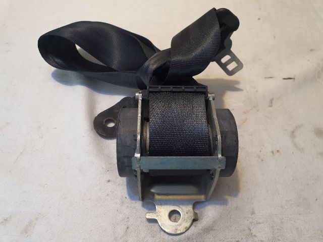 bontott DACIA DUSTER Jobb hátsó Biztonsági Öv