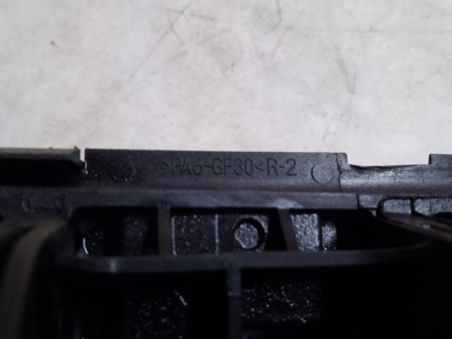 bontott DACIA DUSTER Jobb hátsó Külső Kilincs