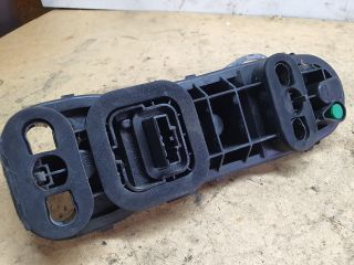 bontott DACIA DUSTER Jobb Hátsó Lámpa Foglalat