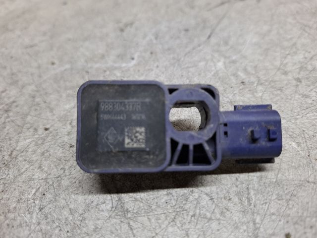 bontott DACIA DUSTER Jobb hátsó Oldal Ütközés Érzékelő